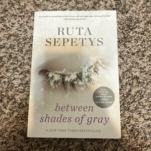 Between shades of gray by Ruta Sepetys